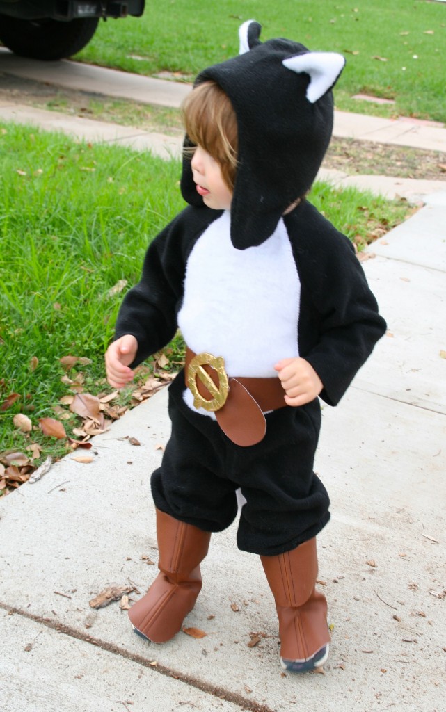 Kitty Softpaws toddler costume